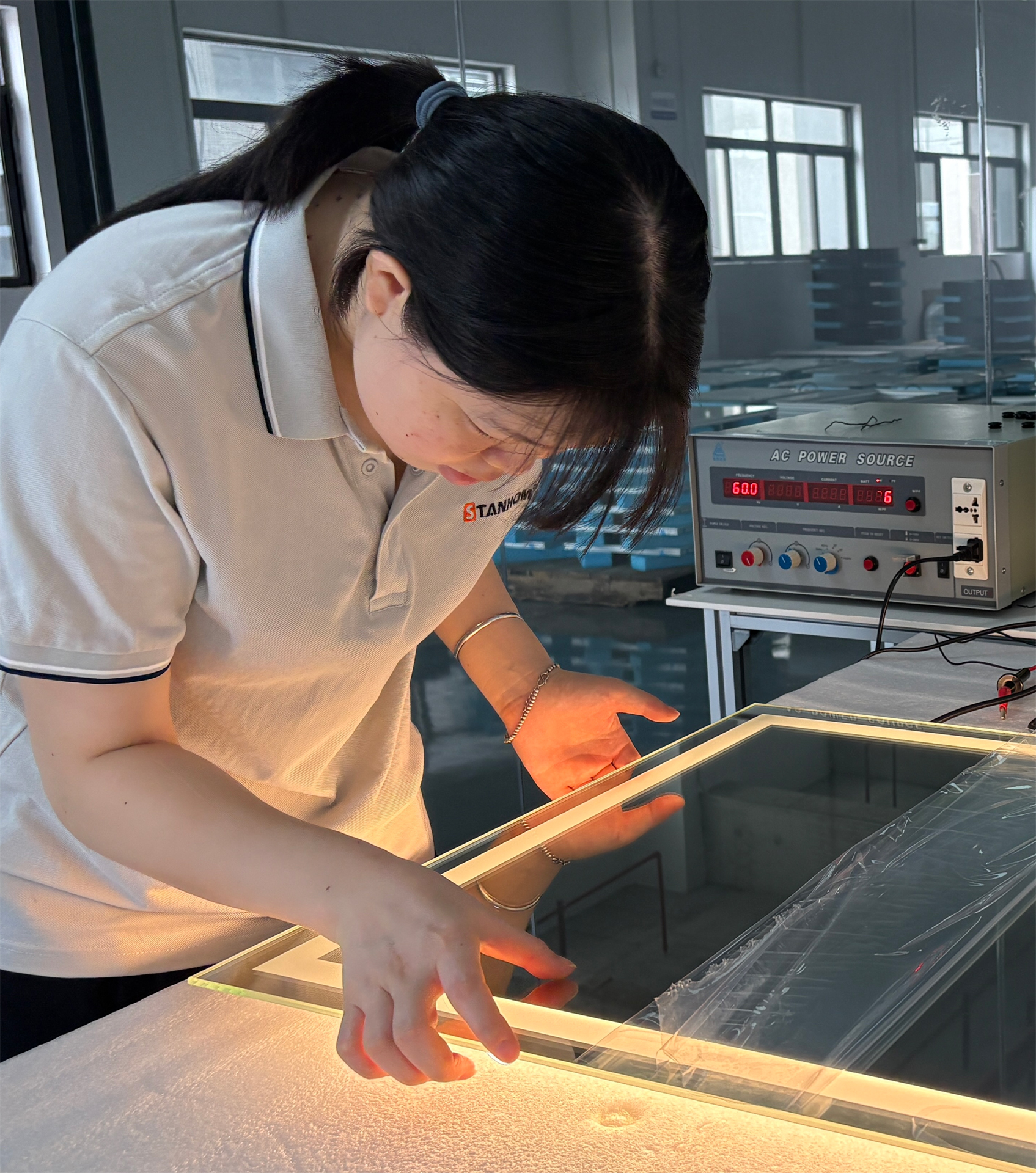 QC Inspection of Front & Backlit LED Mirror QC Inspection of Front & Backlit LED Mirror